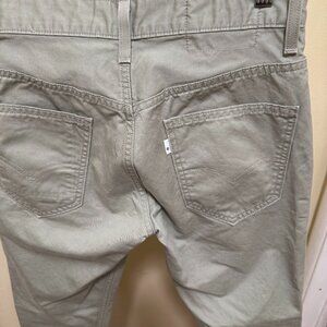 LEVIS STRAUSS JEANS SZ 28 X 32 NW LIGHT GRAY COLOR  SKINNY